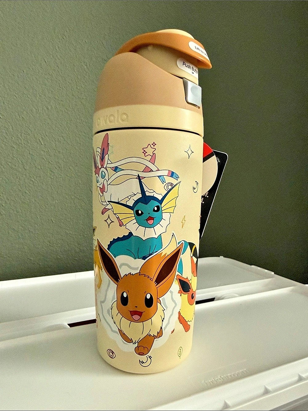 Owala FreeSip Pokémon Eevee Bottle NWT